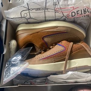 Air Jordan 2 retro low sp 5 in men’s 6.5 in women’s